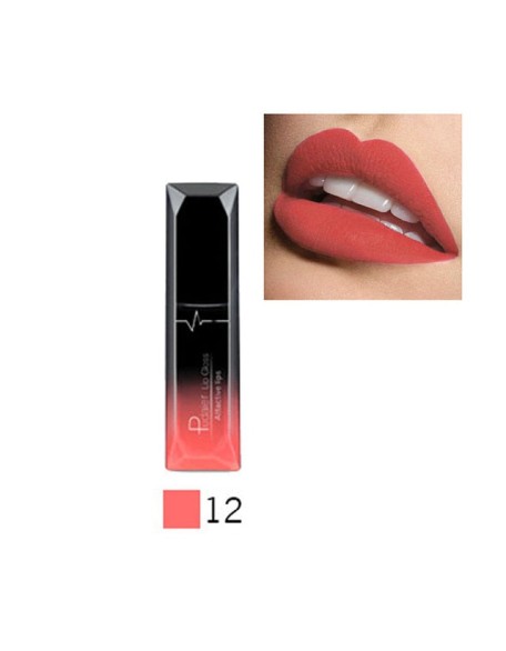 long lasting lipstick in matte